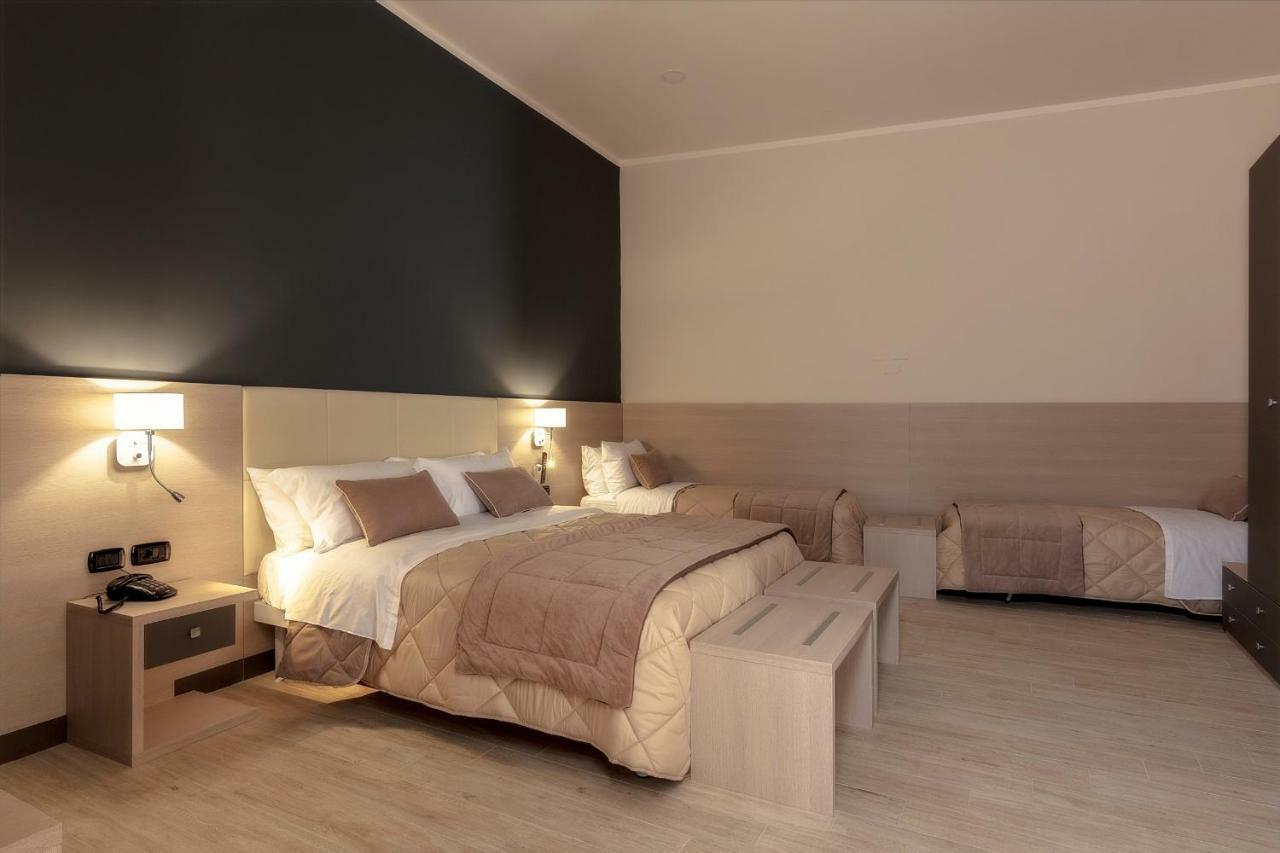 סנטה מריה קפואה וטרה B&B Mariella'S House מראה חיצוני תמונה